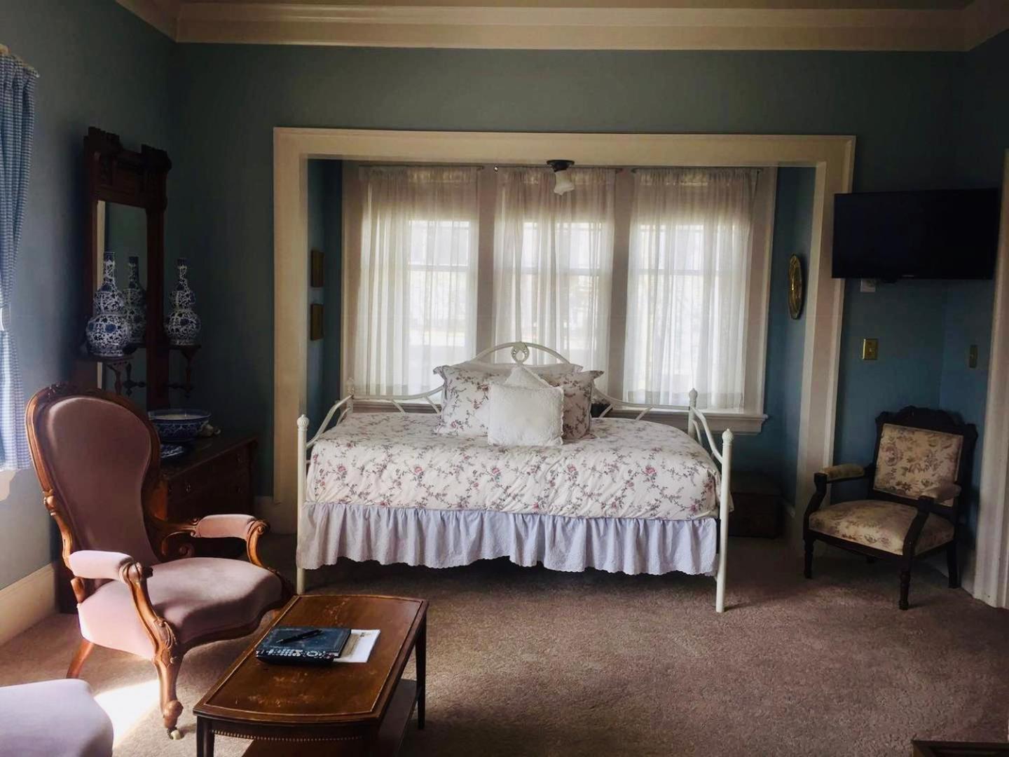 Beaconsfield Bed And Breakfast - Вікторія Екстер'єр фото