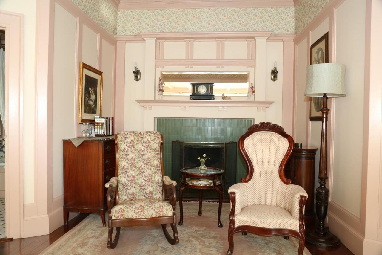 Beaconsfield Bed And Breakfast - Вікторія Екстер'єр фото